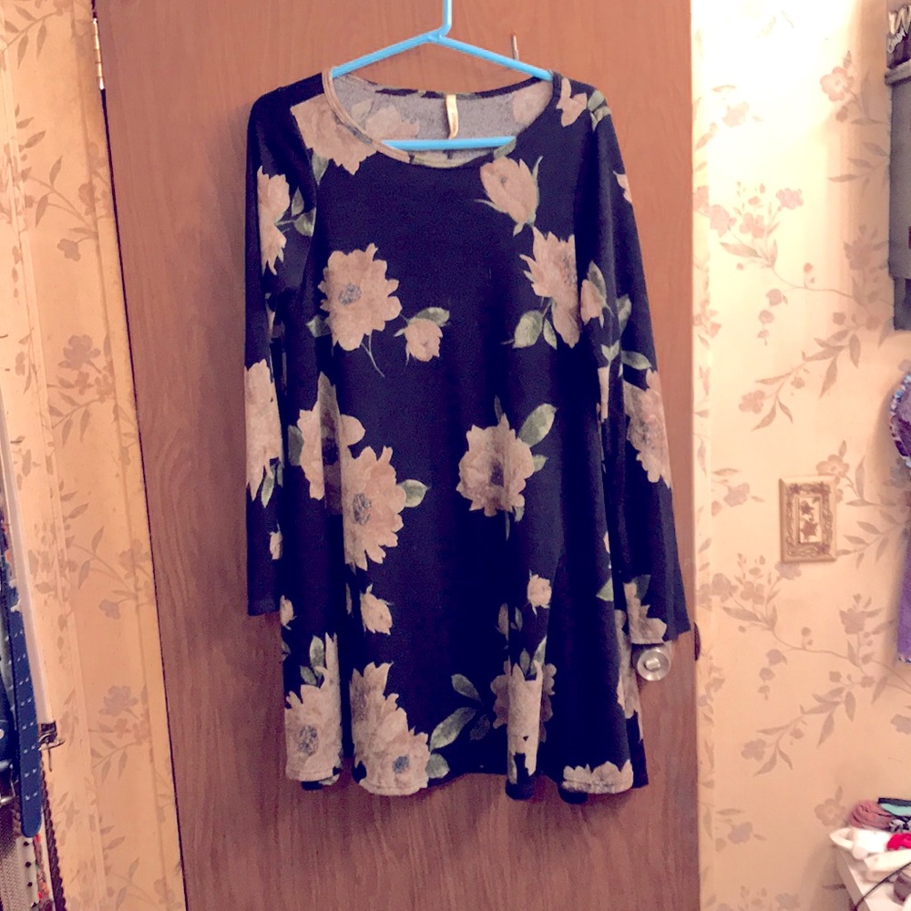 Women’s mini dress 1X